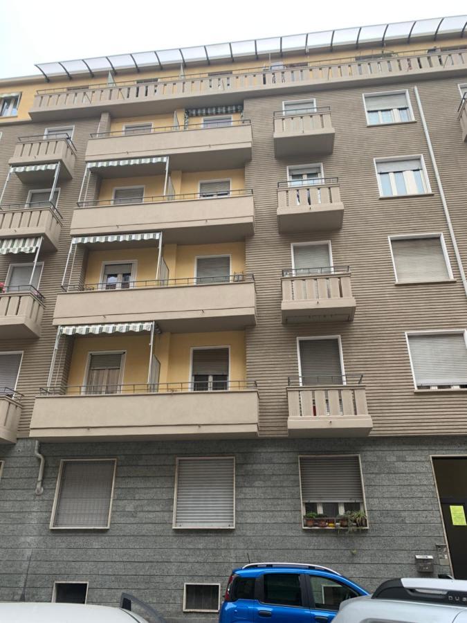 Casaury-Torinometrostop Luaran gambar